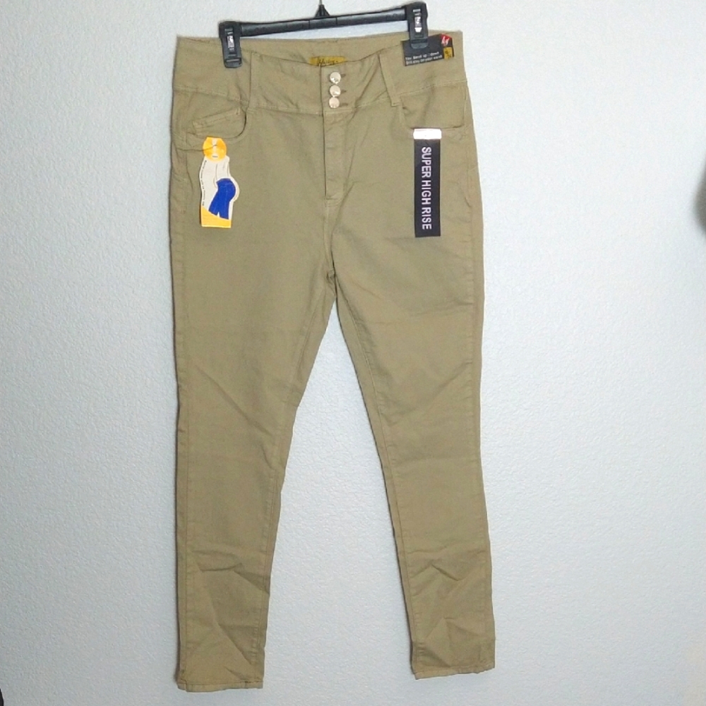 NWT Harley Made With Love Tan High Rise Butt lifting Stretch Pants Size 19 Khaki